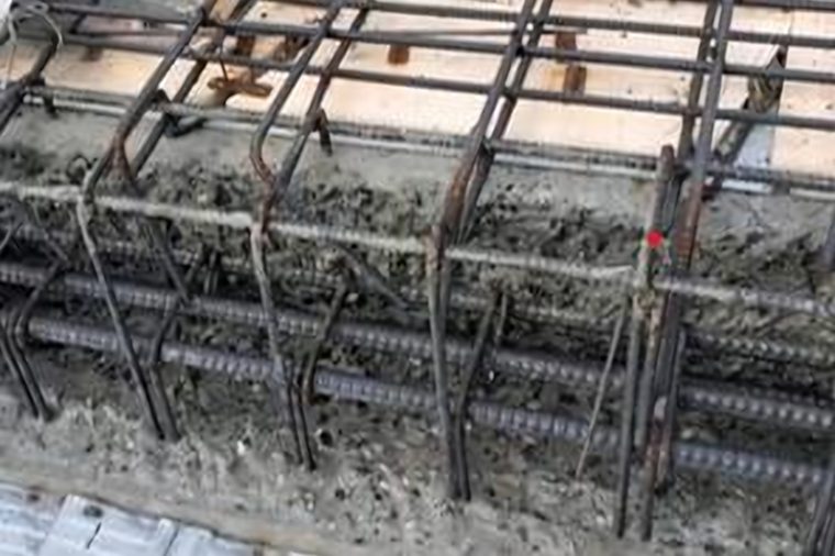 水斫り後の鉄筋